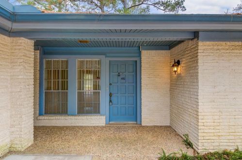 46 Ivy Ct, Conroe TX  77304-1205 exterior