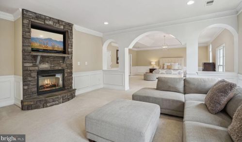 12508 Colewood St, Herndon, VA 20171-1710