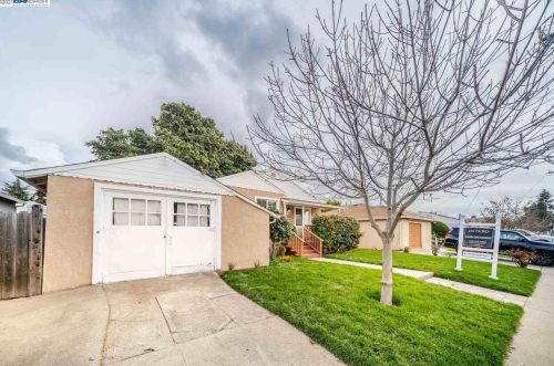 725 Paradise Blvd, Hayward, CA 94541-1441