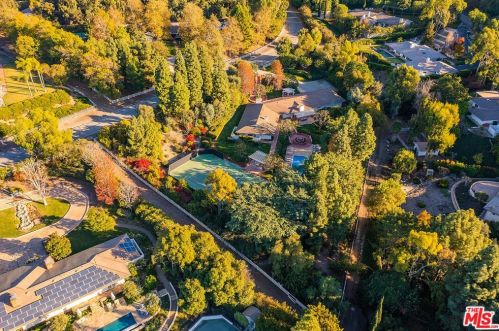 1 Morgan Ln, Palos Verdes Estates, CA 90274-5045