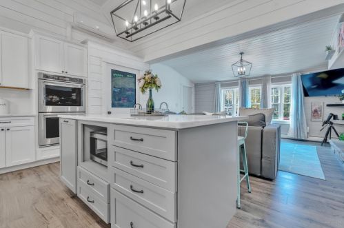 201 West St, Biddeford ME  04005-9005 exterior