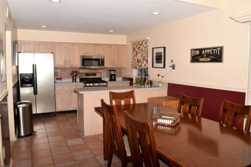 113 Wingate Dr, Hackettstown, NJ 07840-1678