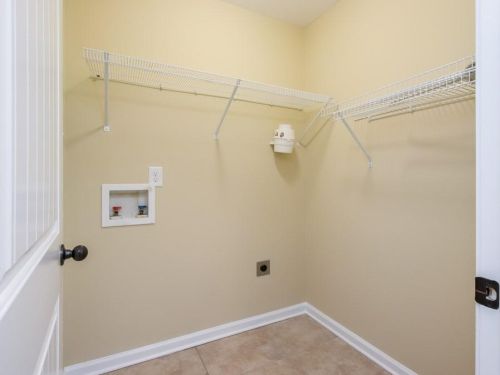 95 Bromack Dr, Atlanta GA  30315-6525 exterior