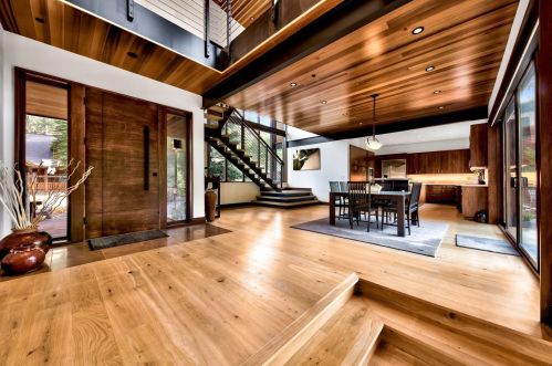 16150 Pine St, Truckee CA  96161-3754 exterior