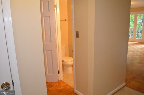 8902 16th St, Silver Spring MD 20910-2231 exterior