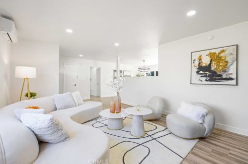 738 Mathewson Ave, Placentia, CA 92870-2015