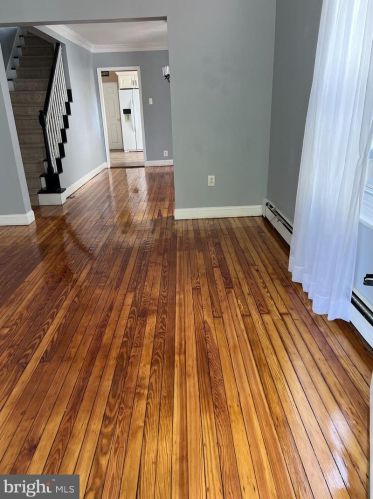 112 Locust St, Camden NJ  08109-5004 exterior