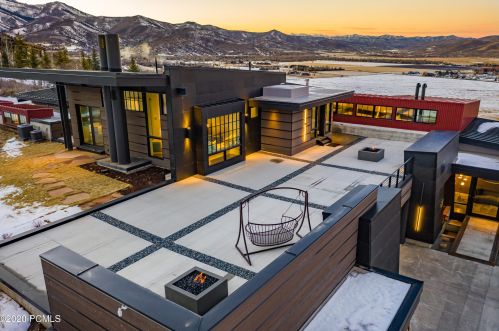 27 Normans Way, Park City UT 84060-6895 exterior