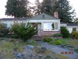 2810 R St, Eureka, CA 95501-4611