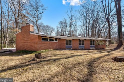 1006 Somerset Ln, Silver Spring MD 20904-6241 exterior