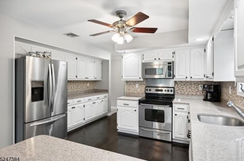 35 Olde York Rd, Dover NJ  07869-2720 exterior