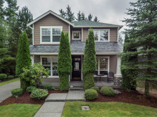 7014 Curtis Dr, Snoqualmie, WA 98065-9074
