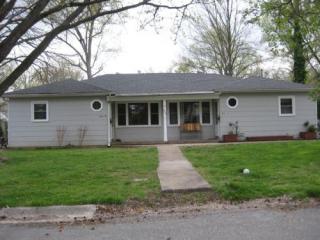803 Twisdale Ave, Carbondale, IL 62901-2474