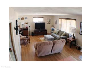 2521 Console Ave, Norfolk VA  23518-4509 exterior