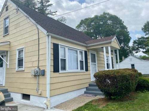 95 Groveland Ave, Trenton, NJ 08638-2864