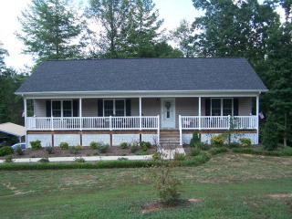 2789 Twin Oaks Dr, Morganton, NC 28655-8412