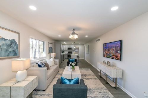 3007 Dogwood Dr, Atlanta GA  30344-3905 exterior