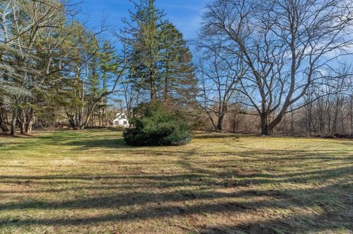 1 Homer Clark Rd, Sandy Hook CT  06482-1521 exterior