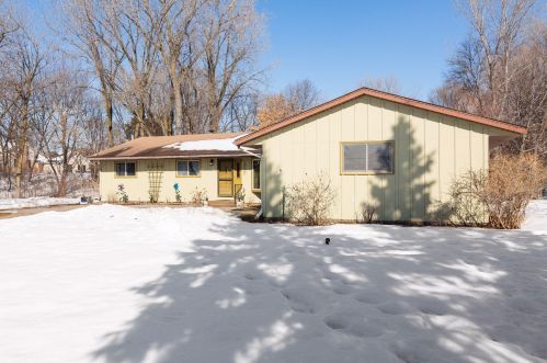 1377 County Road E, Saint Paul MN  55110-5231 exterior