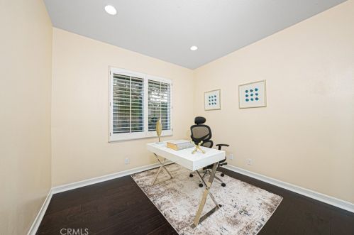 32 Trinity, Irvine CA  92612-3271 exterior