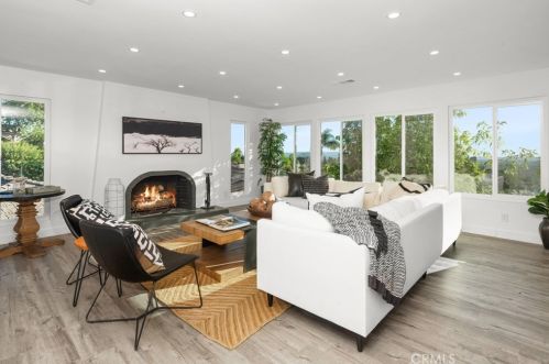 12821 Bonita Heights Dr, Santa Ana CA  92705-1319 exterior