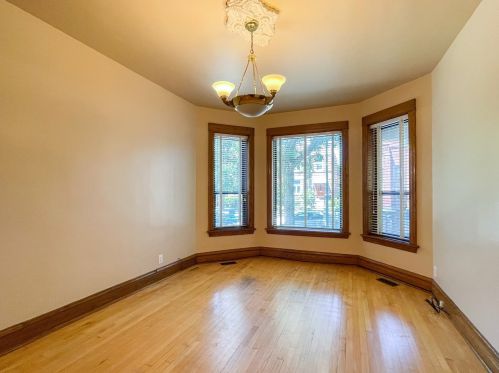 2629 Francisco Ave, Chicago, IL 60647-1703