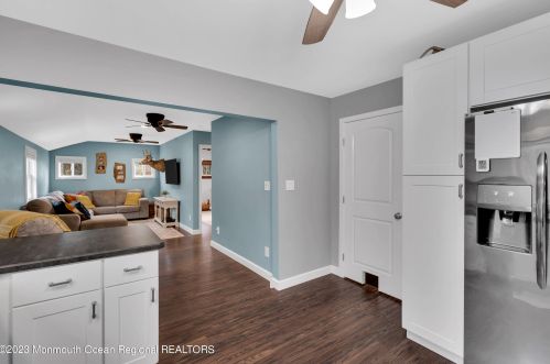 18 Francis Mills Rd, East Freehold NJ  07728-7944 exterior