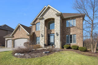 12626 Waterford Dr, Lemont IL  60439-2753 exterior