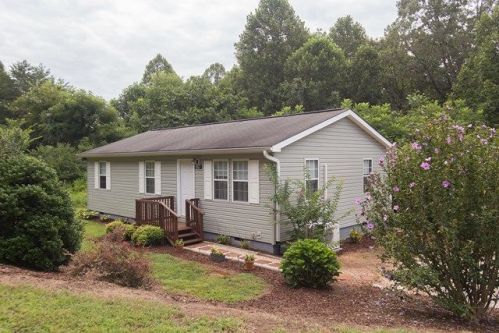 967 Watson Rd, Nebo, NC 28761-7660
