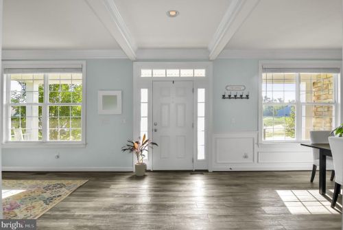 245 Perth Dr, Fredericksburg, VA 22405