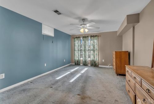 40 Lavender Dr, Princeton NJ  08540-9448 exterior