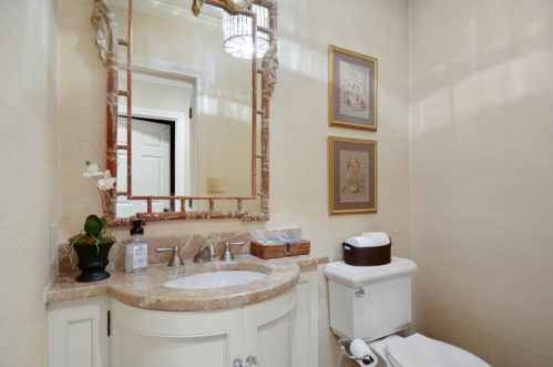 2375 Havenridge Dr, Atlanta GA  30305-4072 exterior