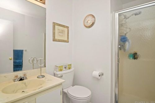 97 Richards Ave, Norwalk CT  06854-1672 exterior
