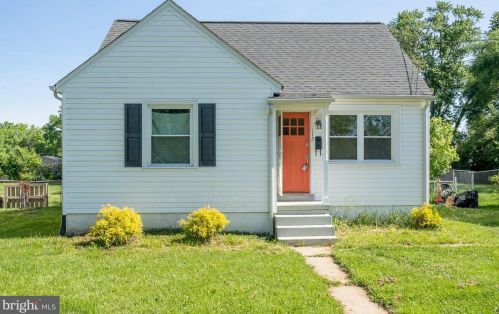 112 Lee St, Fredericksburg, VA 22408-4204