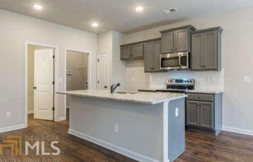 1080 Mcconaughy Ct, Mcdonough GA  30253-6791 exterior
