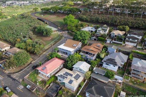 1945 Kapalama Ave, Honolulu HI  96817-1840 exterior