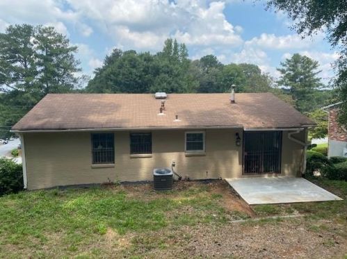 637 Lyric Way, Atlanta GA  30318-6053 exterior