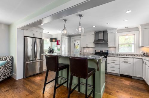 82 Langdon St, Portsmouth, NH 03801-3967