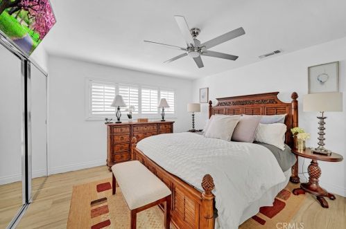 8696 La Playa Cir, Santa Ana CA 92708-5010 exterior