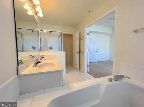 11507 Pittsford Glen Way, Silver Spring MD 20904-4203 exterior