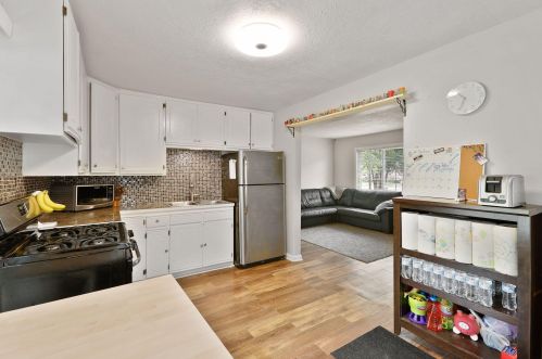 2244 Hillview Rd, Saint Paul MN  55112-1268 exterior