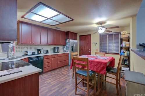 861 Ashton Ct, Turlock, CA 95380-3075