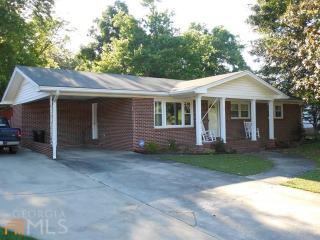 1 Central Ave, Lindale GA  30147-1101 exterior