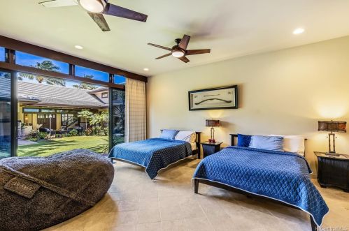 4292 Kahala Ave, Honolulu HI  96816-4822 exterior