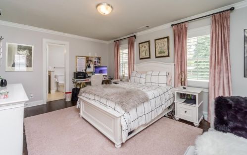 2553 Echo Dr, Atlanta GA  30345-3528 exterior