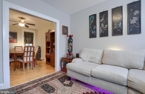 306 Beaver St, Lancaster PA  17603-5338 exterior