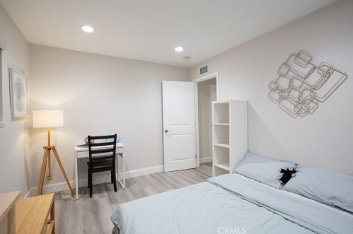 16530 Mount Cook Cir, Santa Ana CA  92708-2433 exterior