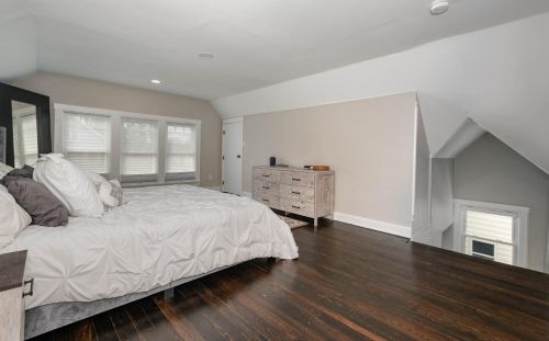 1912 Delaware Ave, Cincinnati OH  45212-3621 exterior