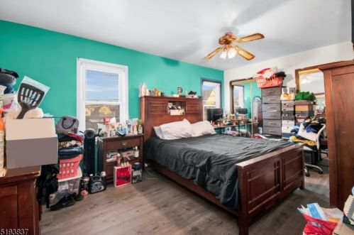 464 31st St, Paterson NJ 07504-2115 exterior