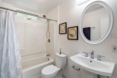 3588 Alani Dr, Honolulu HI  96822-1412 exterior